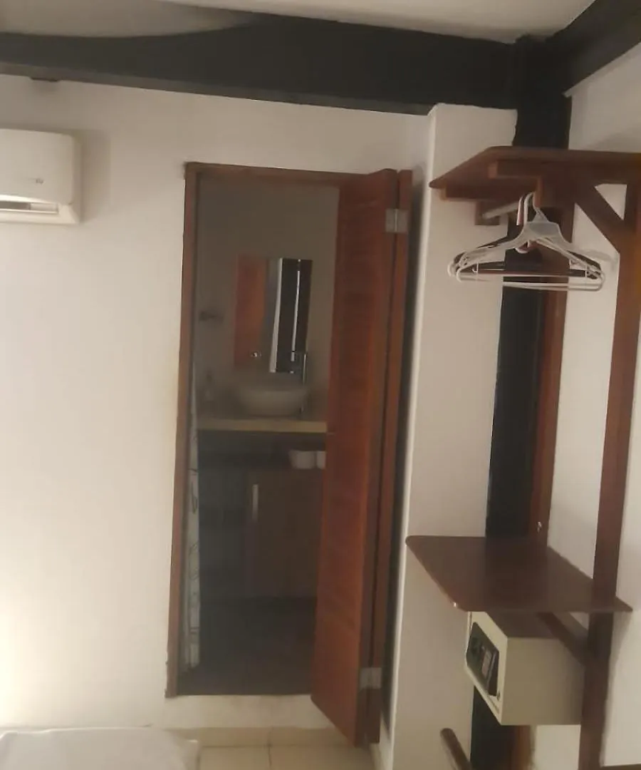 ***  Hotel Casa Ebano 967 Cartagena Colombia